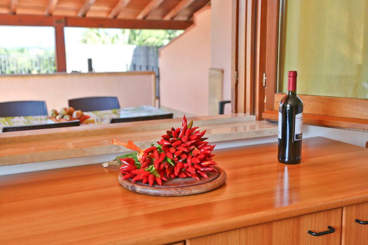 Costa Mediterranea Holiday Homes Campofelice Di Roccella Dış mekan fotoğraf